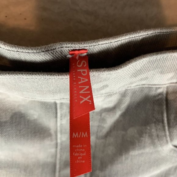Spanx Jeans Women's Medium Stretch Camo Stonewash Elastic‎ Waist Skinny 7838 - Picture 4 of 8